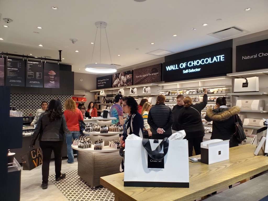 Hotel Chocolat | 1 Garden State Plaza Blvd, Paramus, NJ 07652, USA | Phone: (201) 843-0307