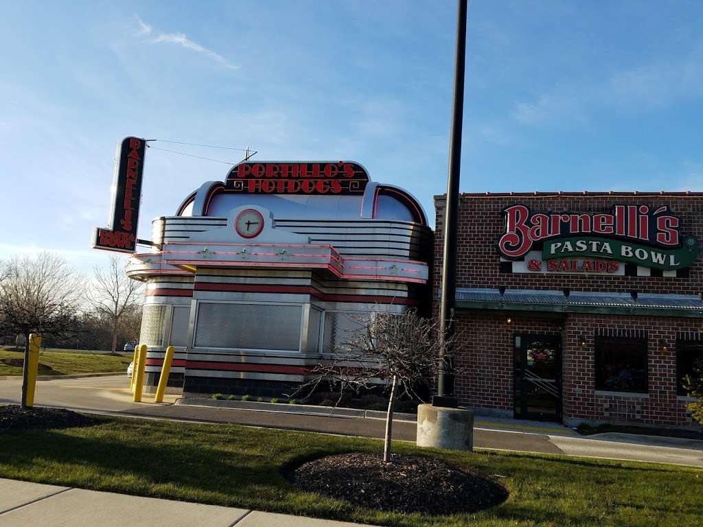 Portillos Hot Dogs | 7195 Kingery Hwy, Willowbrook, IL 60527 | Phone: (630) 789-0909