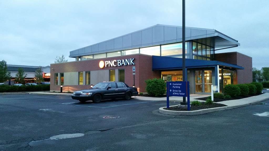 PNC Bank | 6458 Village Ln Rte 100, Macungie, PA 18062, USA | Phone: (610) 965-5482