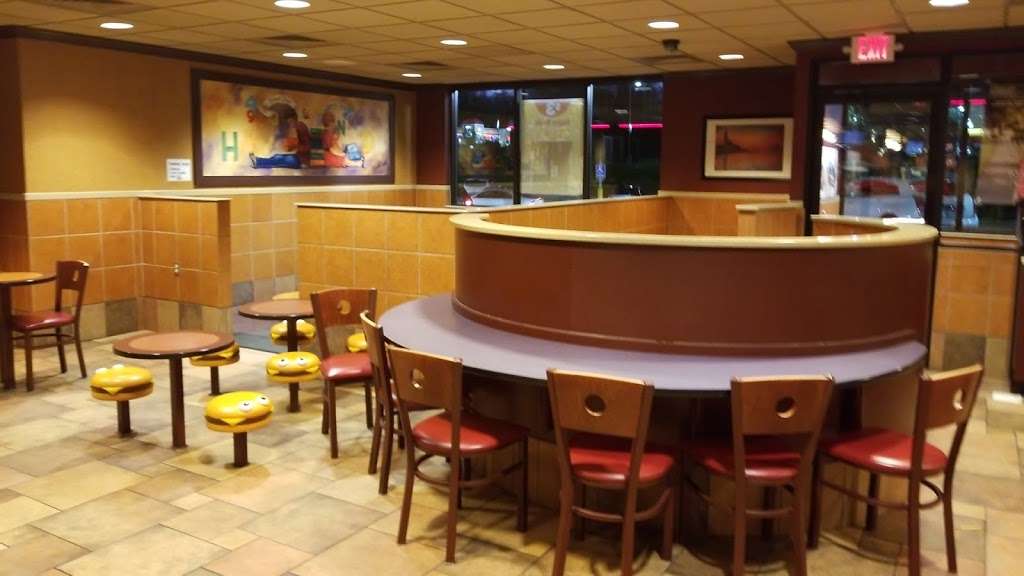 McDonalds | 201 S Broadway, Oak Grove, MO 64075, USA | Phone: (816) 690-7727