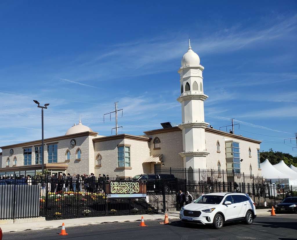 Bait-ul Aafiyat Mosque - Ahmadiyya Muslim Community (Philly Mosq | 1215 W Glenwood Ave, Philadelphia, PA 19133, USA | Phone: (215) 455-4655