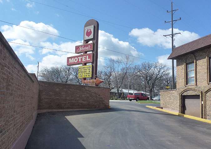 Sharns Motel | 7240 SW Hwy, Worth, IL 60482 | Phone: (708) 448-3886