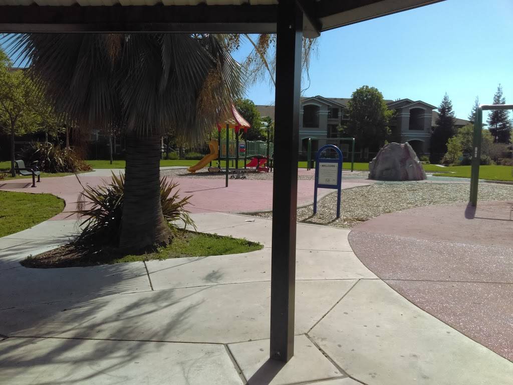 Fales Park | 8485 Auberry Drive, Elk Grove, CA 95624, USA | Phone: (916) 405-5688