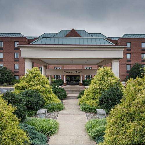 Clarion Hotel & Conference Center | 233 Lowe Dr, Shepherdstown, WV 25443, USA | Phone: (304) 876-7000