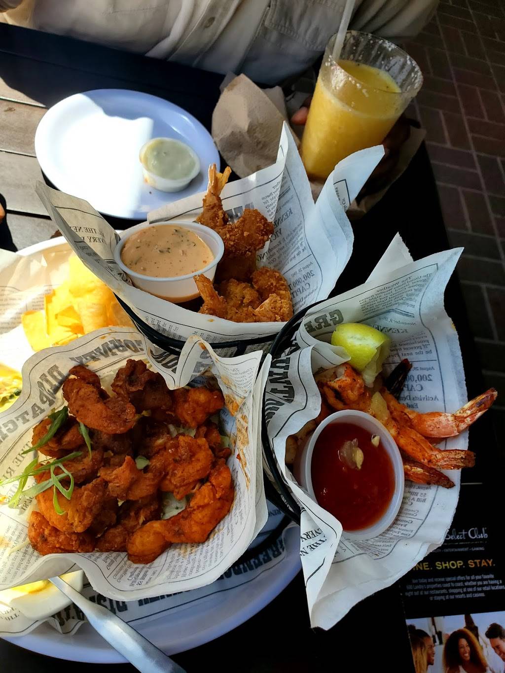 Bubba Gump Shrimp Co. | 250 N Atlantic Ave Suite 120, Daytona Beach, FL 32118 | Phone: (386) 947-8433