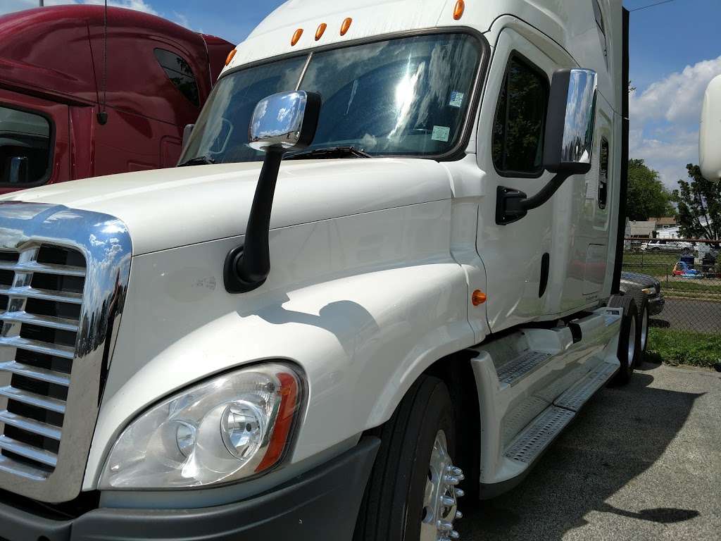 Arrow Truck Sales | 2931 South Route 73, Maple Shade Township, NJ 08052, USA | Phone: (856) 414-0100