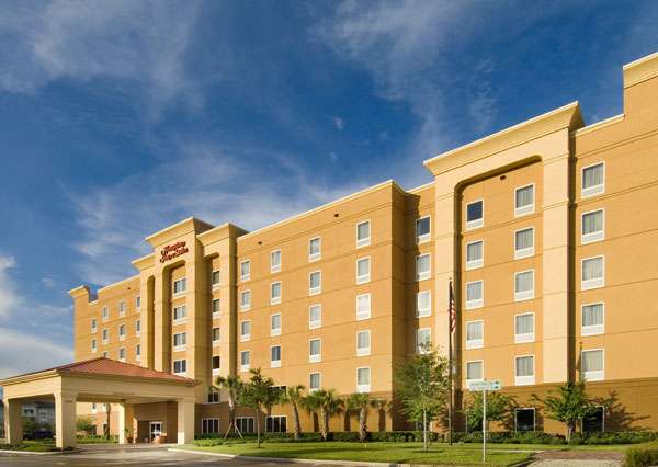 Hampton Inn & Suites Lakeland-South Polk Parkway | 3630 Lakeside Village Blvd, Lakeland, FL 33803, USA | Phone: (863) 603-7600