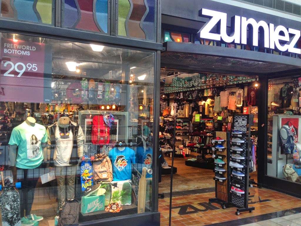 Zumiez | 20131 US-59 Ste 2400, Humble, TX 77338 | Phone: (281) 319-4496