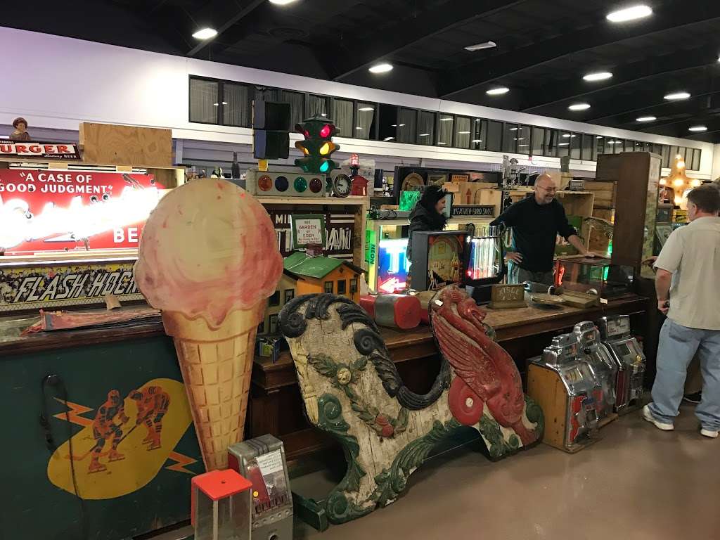 Chicagoland Antique Advertising, Slot Machine & Jukebox Show (Co | Fairground Event Center, 1060 E Peterson Rd, Grayslake, IL 60030 | Phone: (815) 353-1593