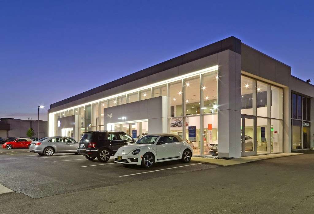 Pugi Volkswagen | 2020 Ogden Ave, Downers Grove, IL 60515 | Phone: (630) 964-9500