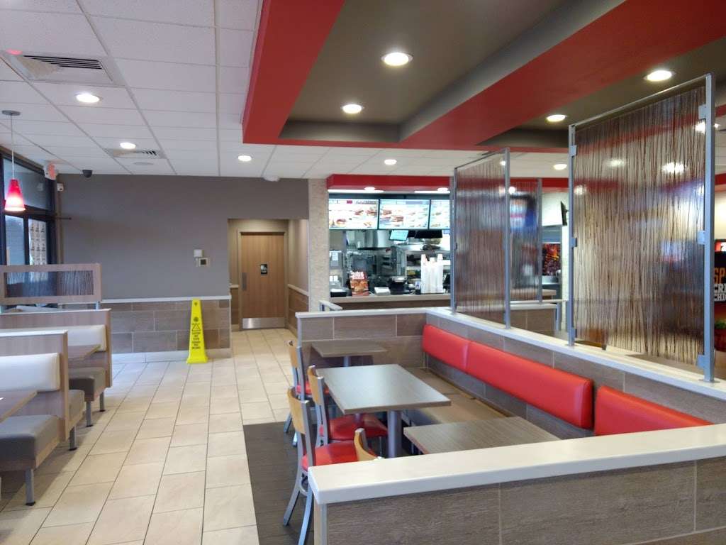 Burger King | 7640 Linton Hall Rd, Gainesville, VA 20155, USA | Phone: (703) 753-8777