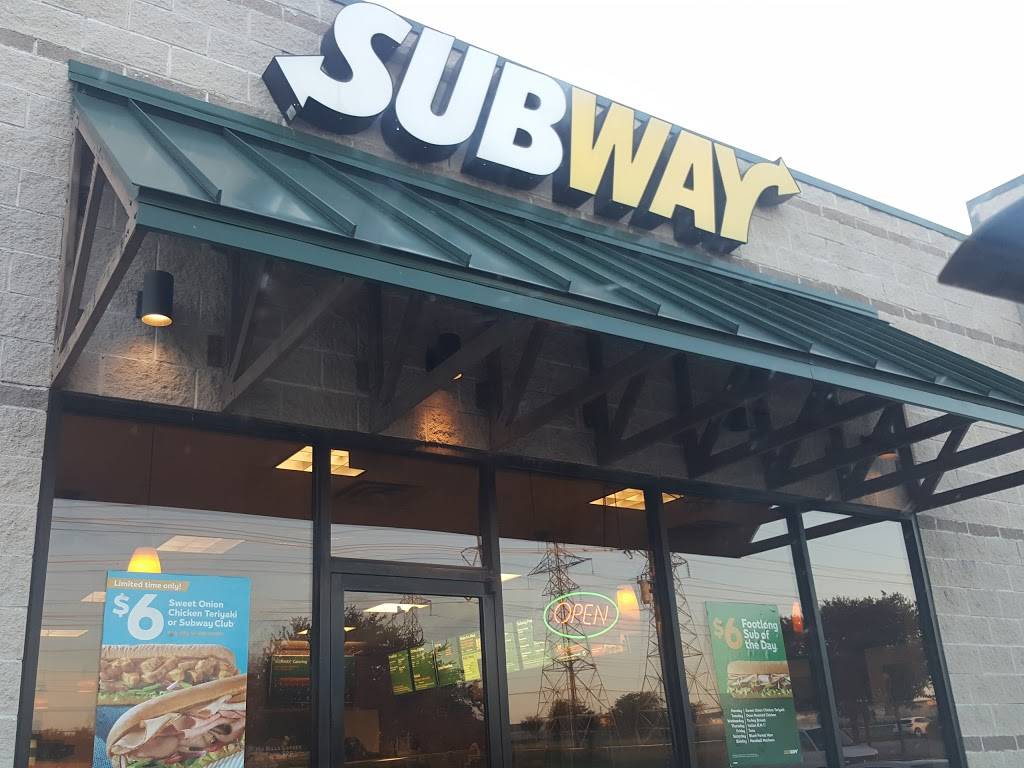Subway | 8401 Boat Club Rd Suite 101, Fort Worth, TX 76179, USA | Phone: (817) 236-7611