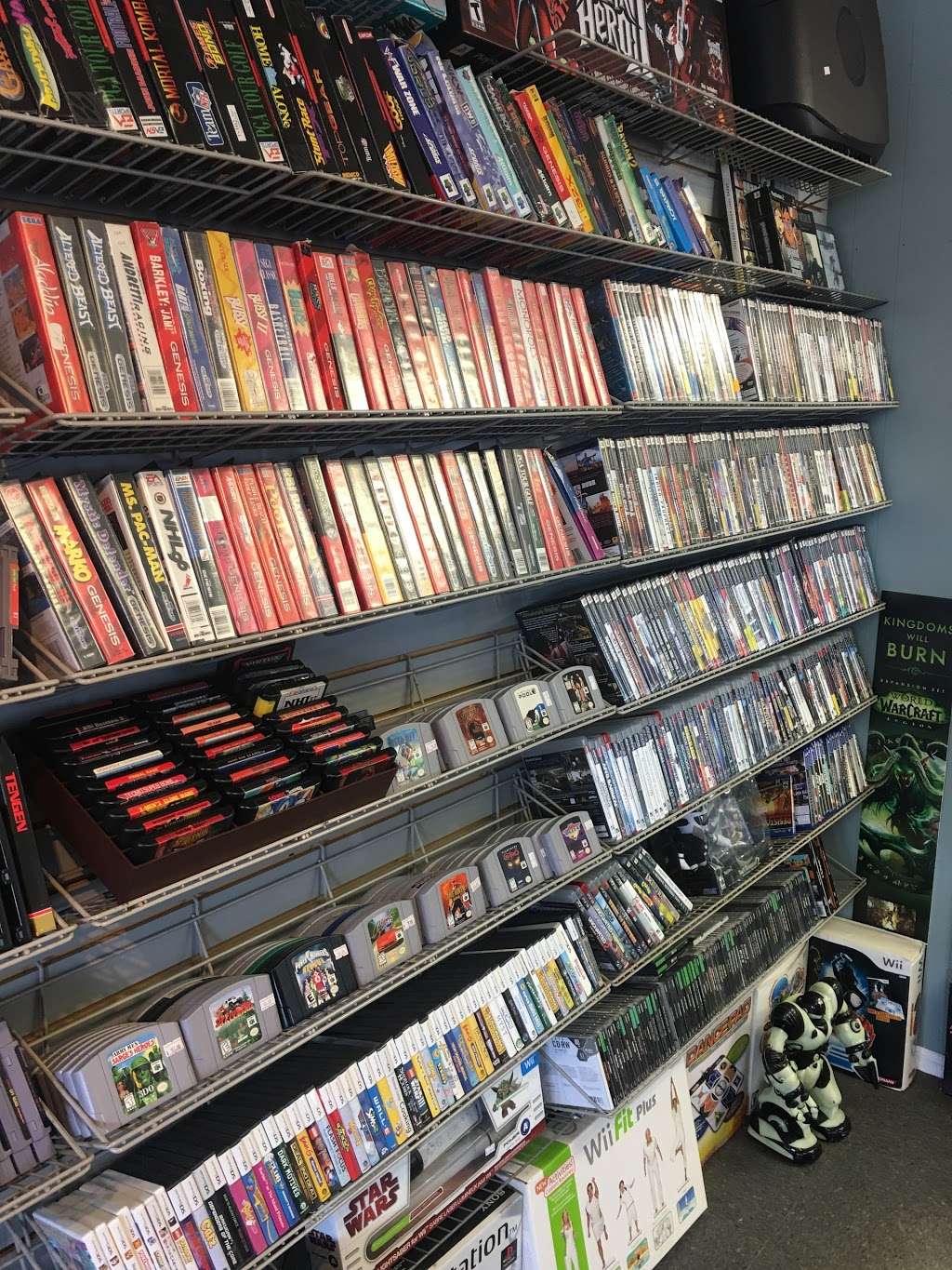 Merrimac Games and Collectables | 10 Church St, Merrimac, MA 01860 | Phone: (978) 384-8237