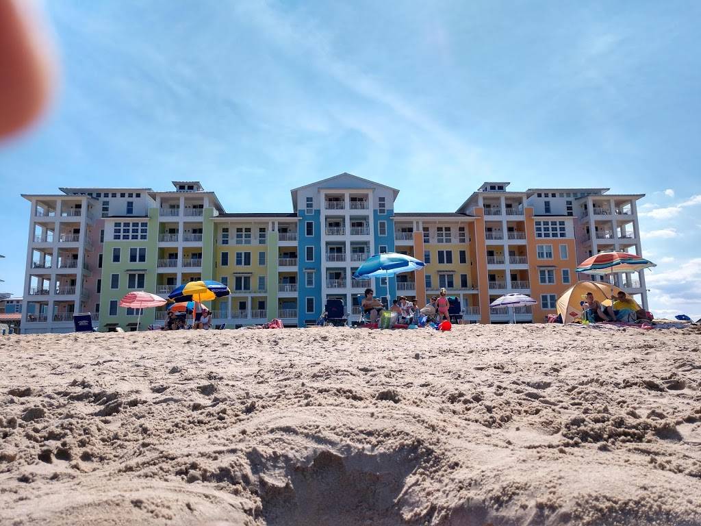 Family Tides Condo | 3700 Sandpiper Rd, Virginia Beach, VA 23456, USA | Phone: (516) 429-4277