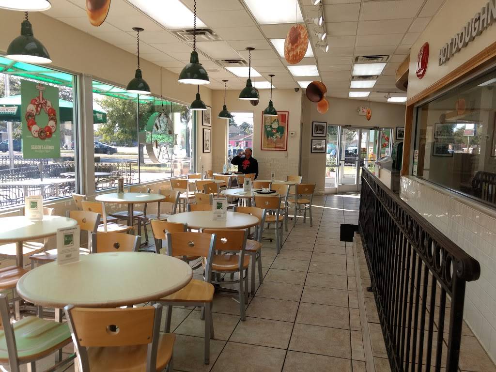 Krispy Kreme | 825 Clearview Pkwy, Metairie, LA 70001, USA | Phone: (504) 779-9620