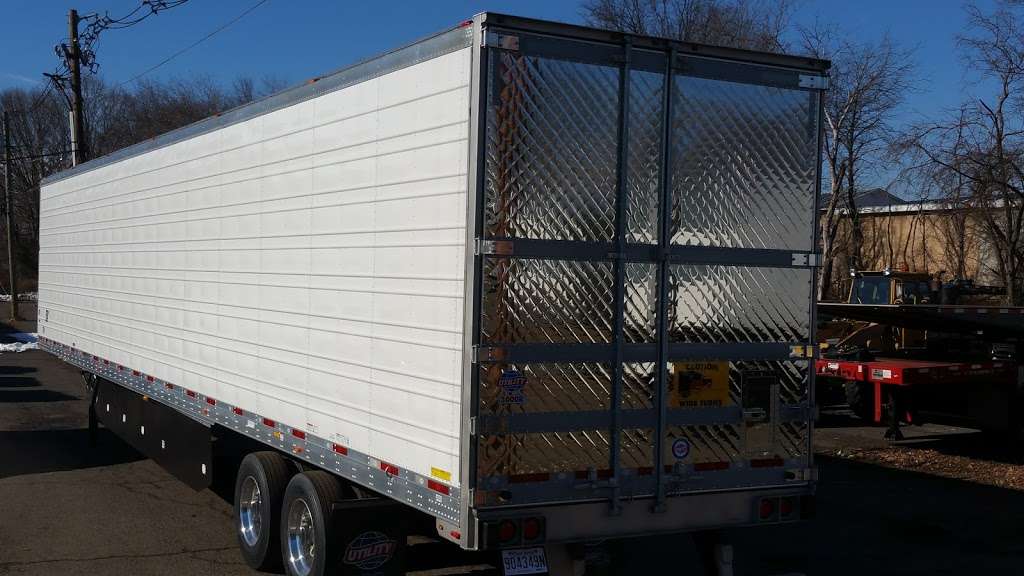 Utility Trailer Sales of New Jersey | 589 Nassau St, North Brunswick Township, NJ 08902 | Phone: (732) 745-1222