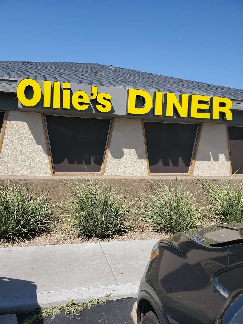 Ollies Diner | 5166 W Olive Ave, Glendale, AZ 85302, USA | Phone: (623) 934-3232