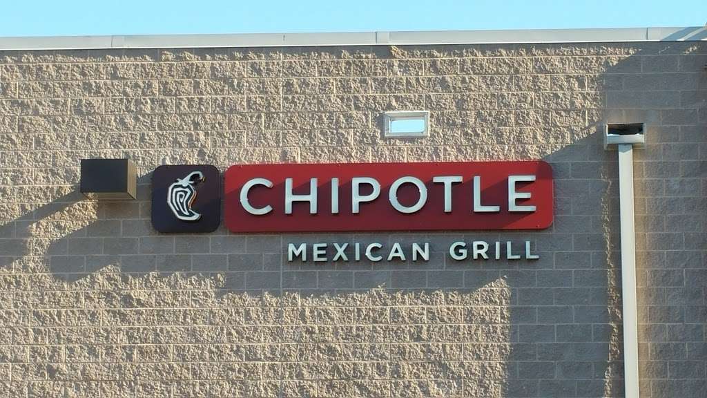 Chipotle Mexican Grill | 116 Township Line Rd #206, Havertown, PA 19083, USA | Phone: (610) 853-8260