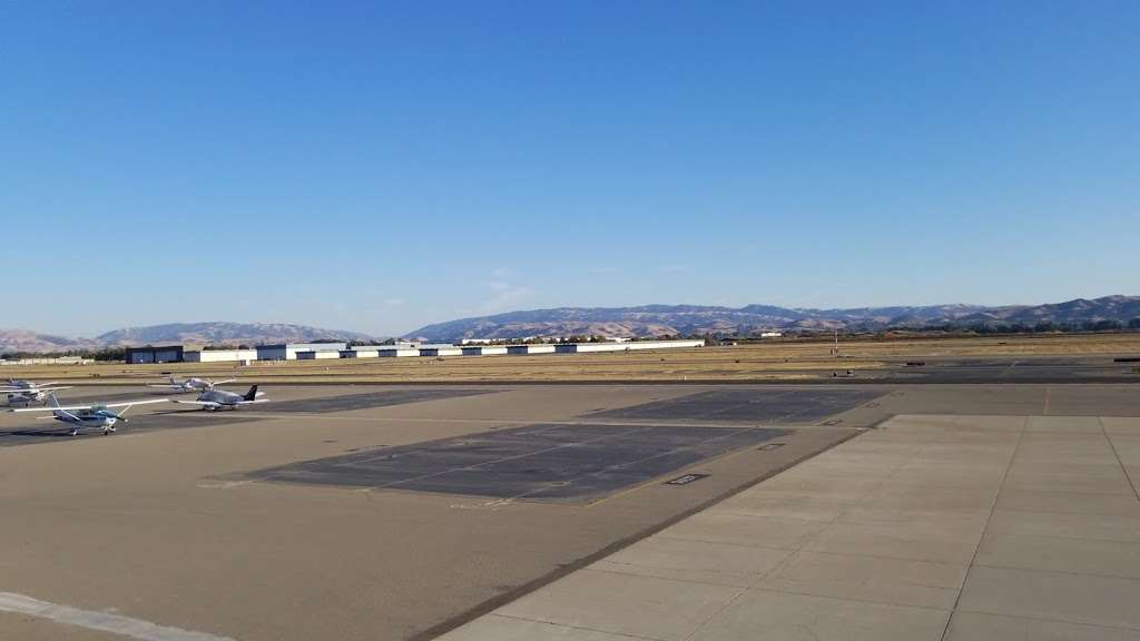 Airplane Viewing Platform | 501-731 Terminal Cir, Livermore, CA 94551, USA