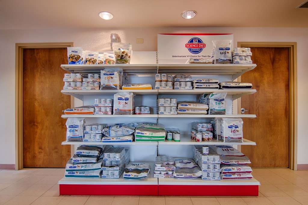 Essington Road Animal Hospital | 1914 Essington Rd, Joliet, IL 60435, USA | Phone: (815) 439-2323