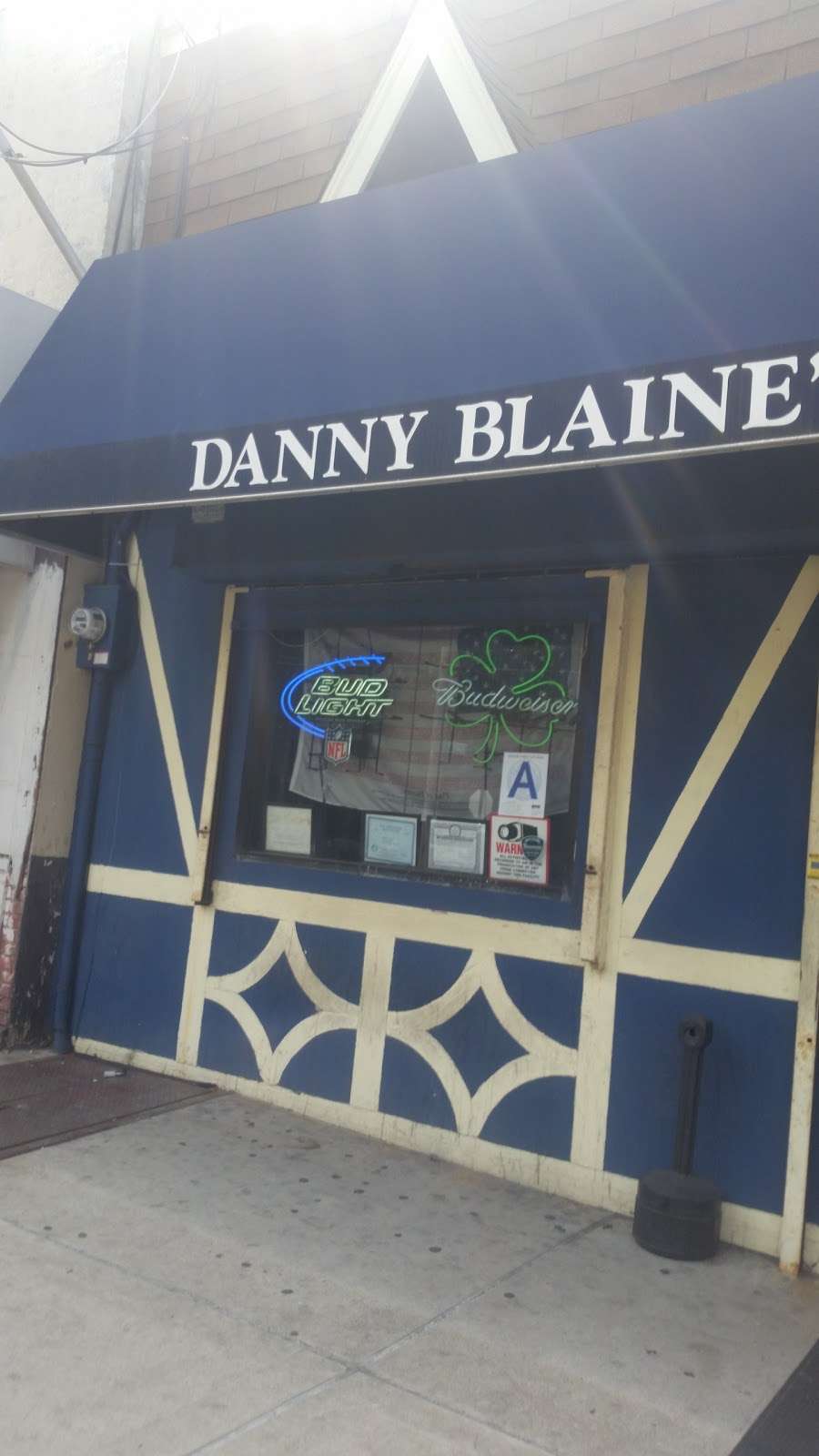 Danny Blaines | 1384 Bay St, Staten Island, NY 10305 | Phone: (718) 720-3254