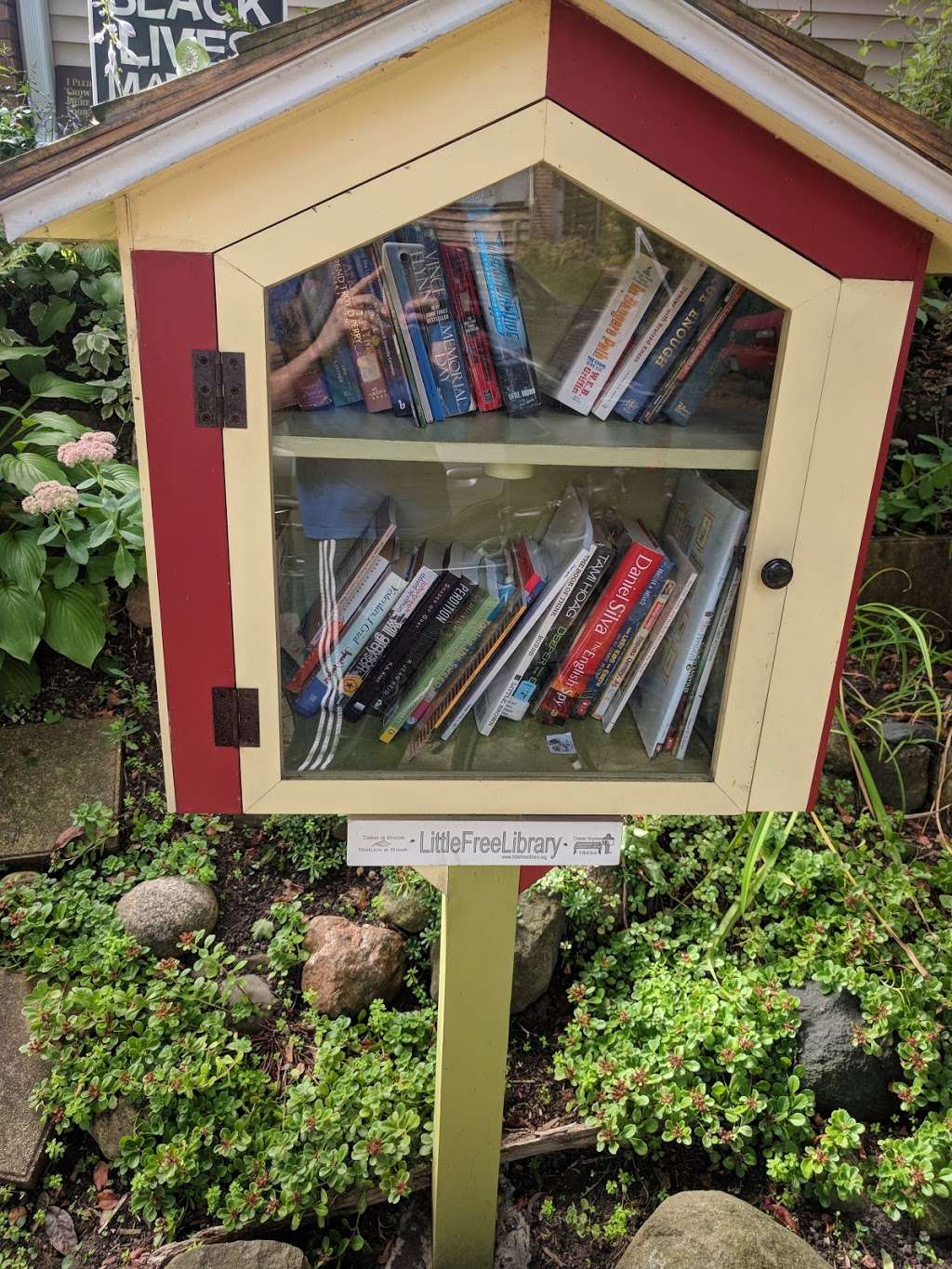 Little Free Library - Charter #18454 | Milwaukee, WI 53212, USA