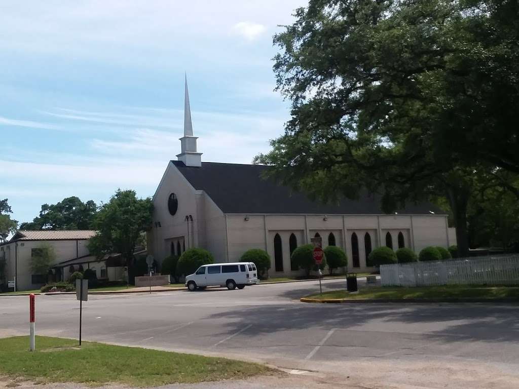 First Baptist Church Richmond | 502 S 5th St, Richmond, TX 77469, USA | Phone: (281) 342-8664