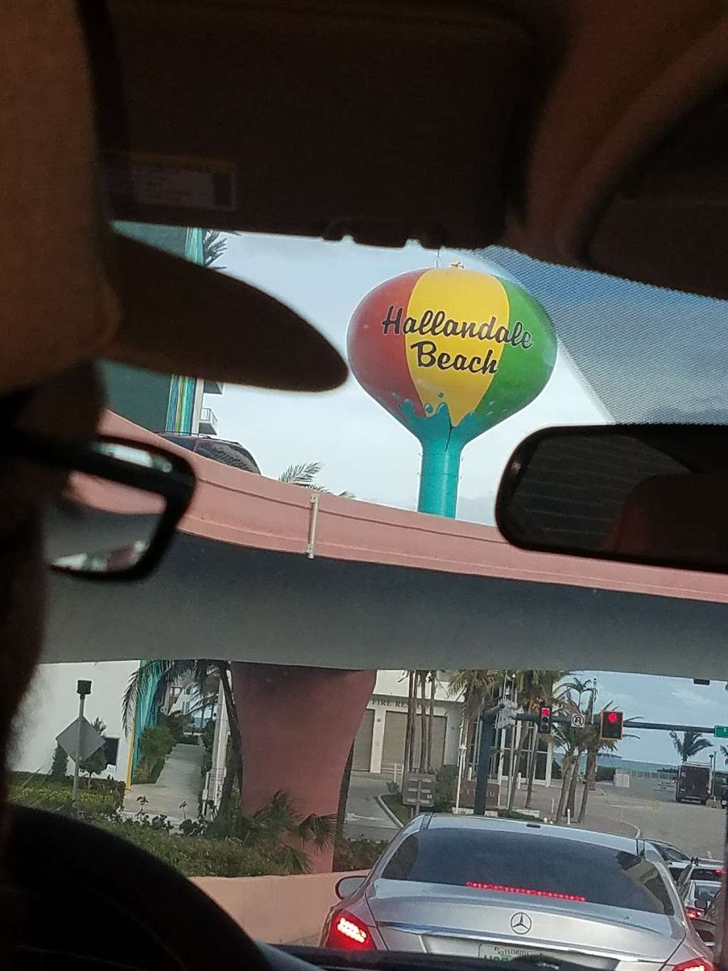 Redbox | 2551 E Hallandale Beach Blvd, Hallandale Beach, FL 33009, USA | Phone: (866) 733-2693