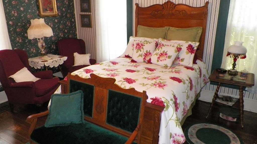 1875 Homestead Bed & Breakfast | 3766 E, State Rd 46, Nashville, IN 47448, USA | Phone: (812) 988-0853