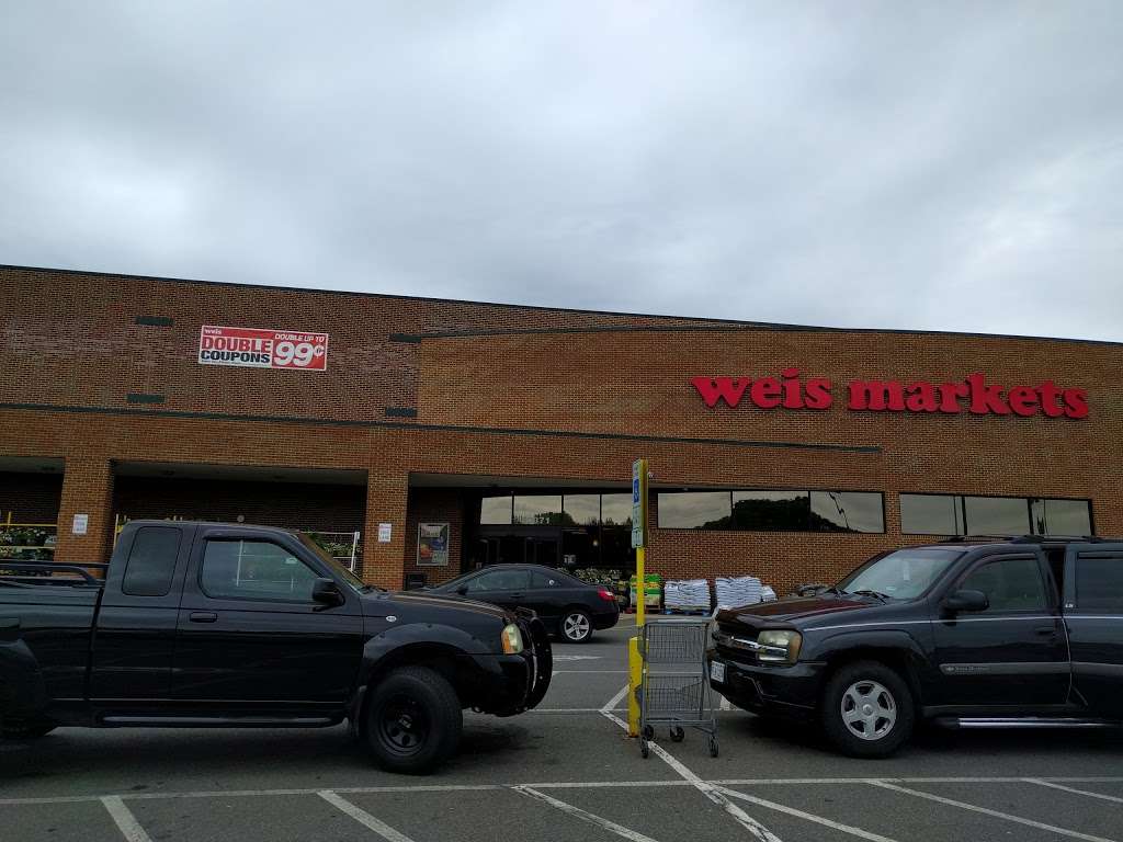 Weis Markets | 10871 Tidewater Trail, Fredericksburg, VA 22408, USA | Phone: (540) 361-2618