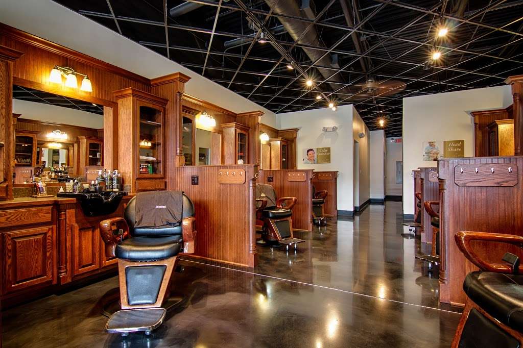 Roosters Mens Grooming Center | 275 Parkway Dr, Lincolnshire, IL 60069, USA | Phone: (847) 243-4114