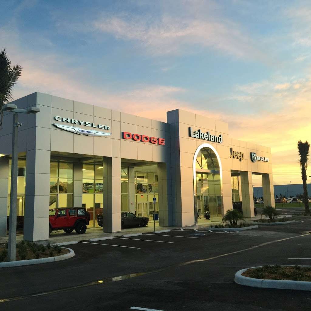 Lakeland Chrysler Dodge Jeep RAM | 2875 Mall Hill Dr, Lakeland, FL 33810, USA | Phone: (863) 687-2501