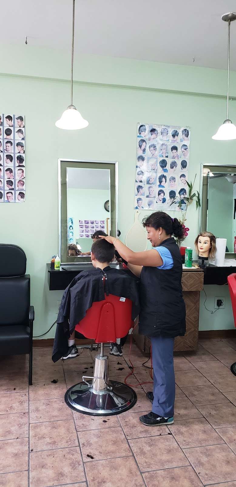 Paulas Beauty Salon | 2050, 4244 W Fullerton Ave, Chicago, IL 60639, USA | Phone: (872) 802-4671