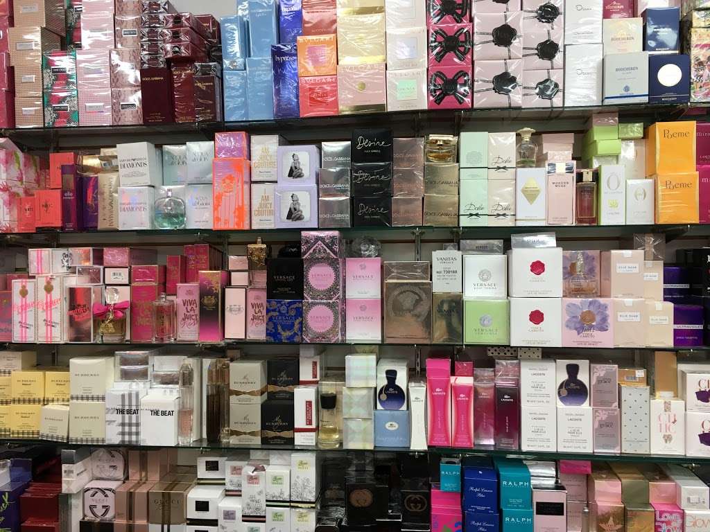 Perfume Factory Outlet | 223 Voice Rd, Carle Place, NY 11514, USA | Phone: (516) 823-5331