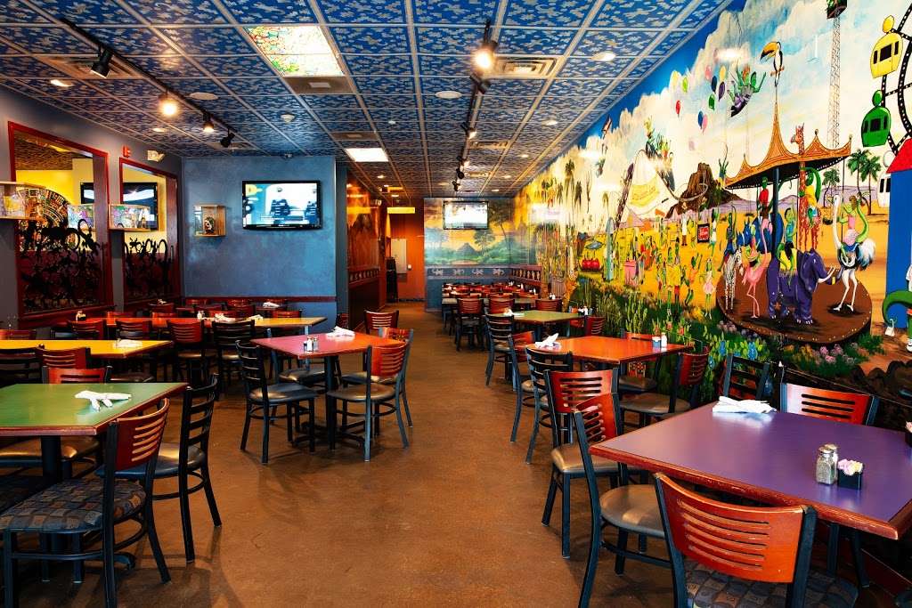 The Salty Iguana Mexican Restaurant | 10478 S Ridgeview Rd, Olathe, KS 66061, USA | Phone: (913) 310-9003