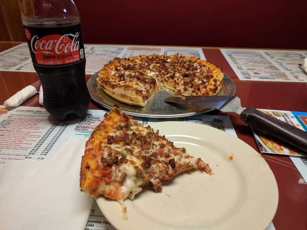 Hide-A-Way Pizza | 95 Uxbridge Rd, Mendon, MA 01756, USA | Phone: (508) 478-0600