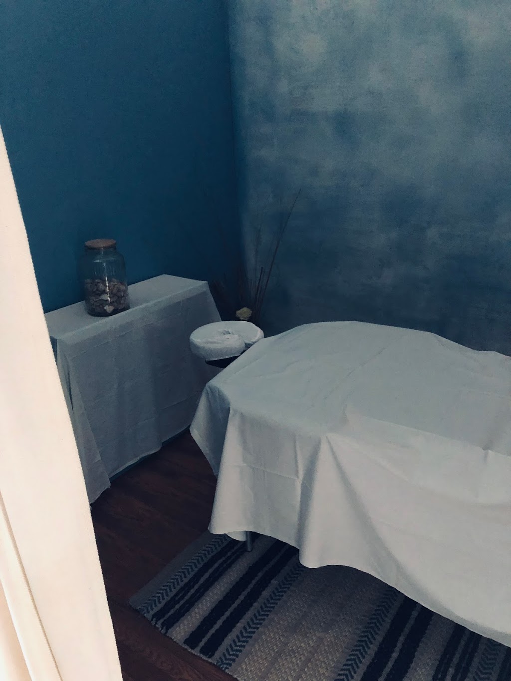 Relaxation Limited | 3834 W 140th St, Cleveland, OH 44111, USA | Phone: (216) 671-3813