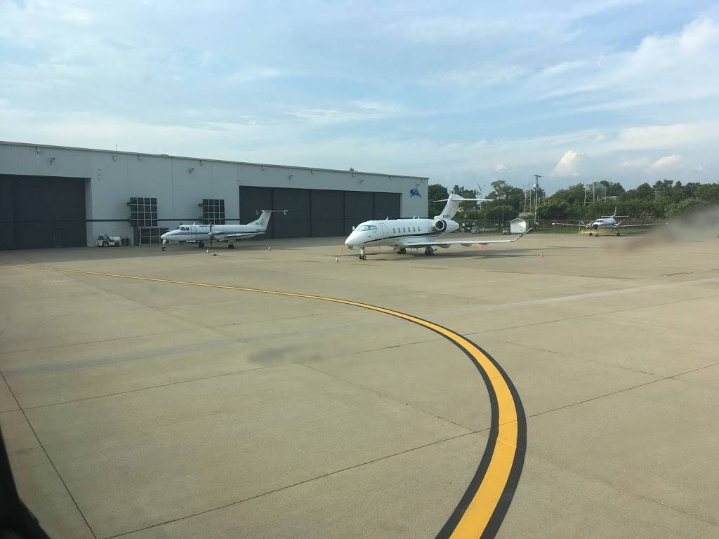 Atlantic Aviation SDF | 1131 Standiford Ave, Louisville, KY 40213 | Phone: (502) 368-1515