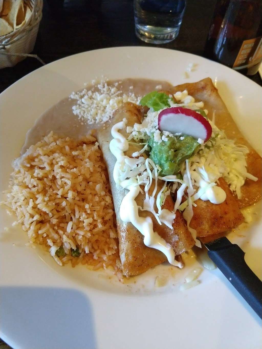 El Tarasco Mexican Restaurant | 13039 Glenoaks Blvd, Sylmar, CA 91342, USA | Phone: (818) 367-8510