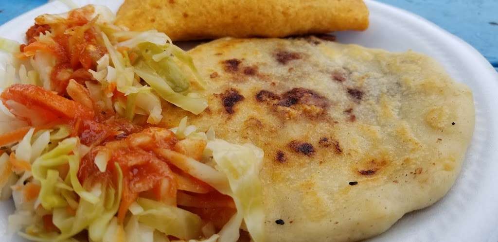 Toñas Pupusas | 5700 S Archer Rd, Summit, IL 60501, USA | Phone: (708) 967-6154