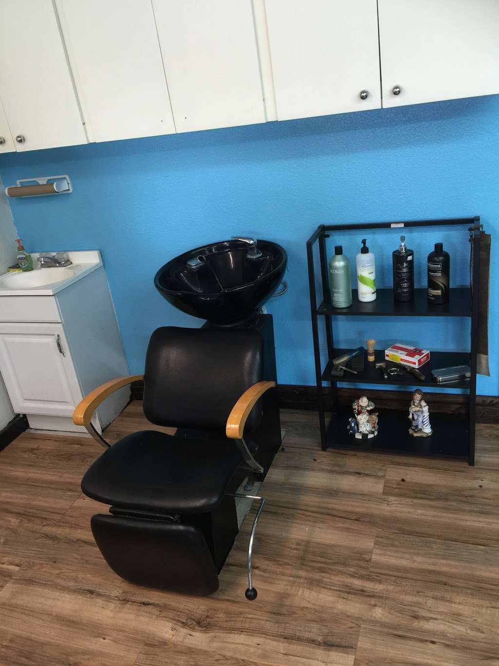 JPs Barber Shack | S, 9360 US-441 #4, Ocala, FL 34480, USA | Phone: (352) 426-1745