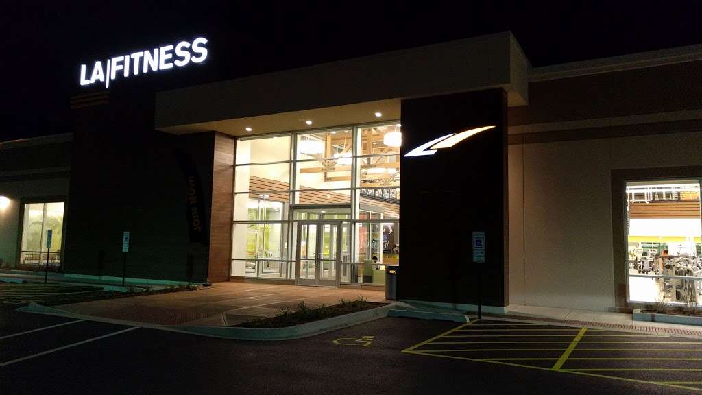 LA Fitness | 620 N York St, Elmhurst, IL 60126, USA | Phone: (630) 491-0112