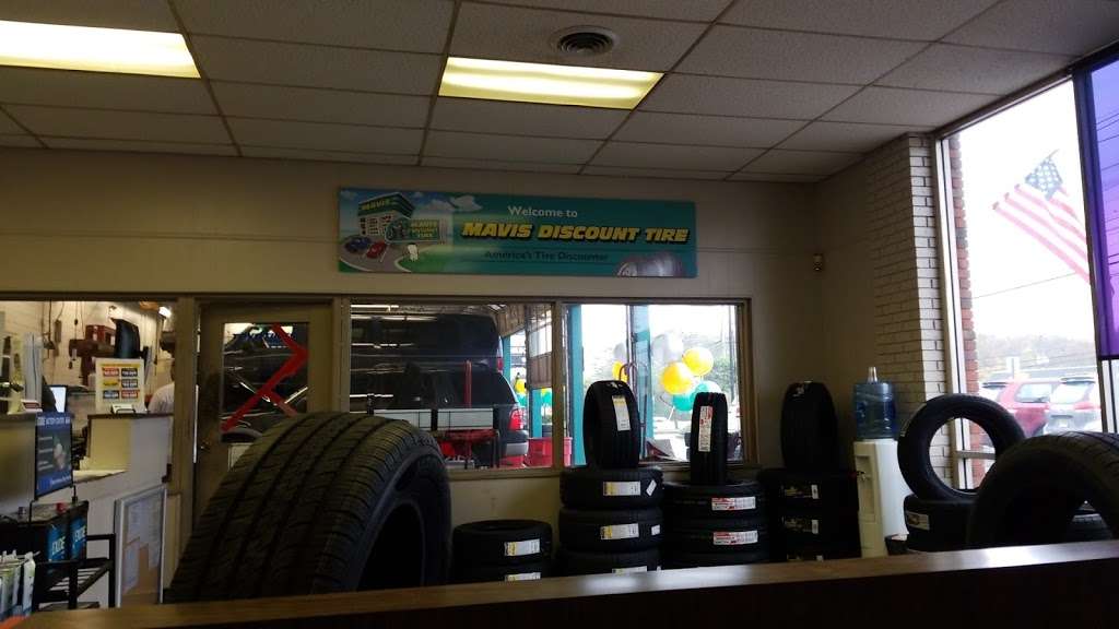 Mavis Discount Tire | 1639 NJ-35, Oakhurst, NJ 07755, USA | Phone: (732) 941-3731