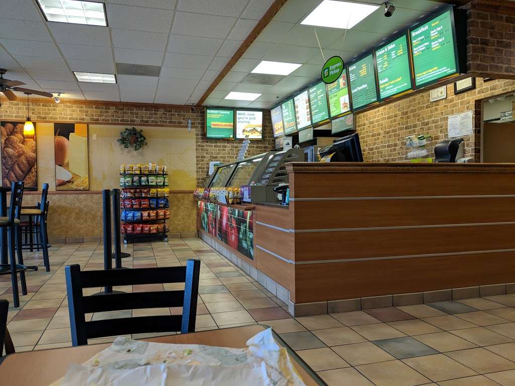 Subway Restaurants | 728 Cloverly St, Silver Spring, MD 20905, USA | Phone: (301) 879-0390