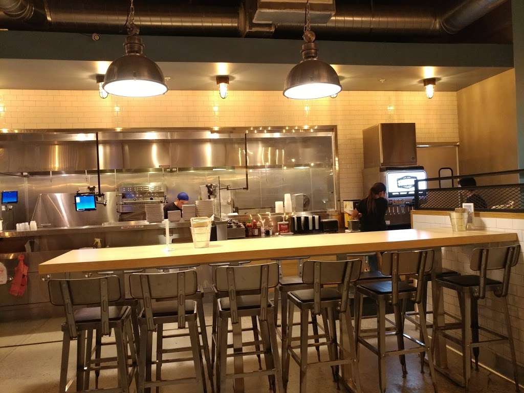 The Fancy Fish | 9430 Mira Mesa Blvd #5B, San Diego, CA 92126, USA | Phone: (858) 586-6228