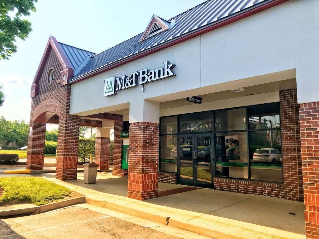 M&T Bank | 14245-R Centreville Square, Centreville, VA 20121 | Phone: (703) 222-2701