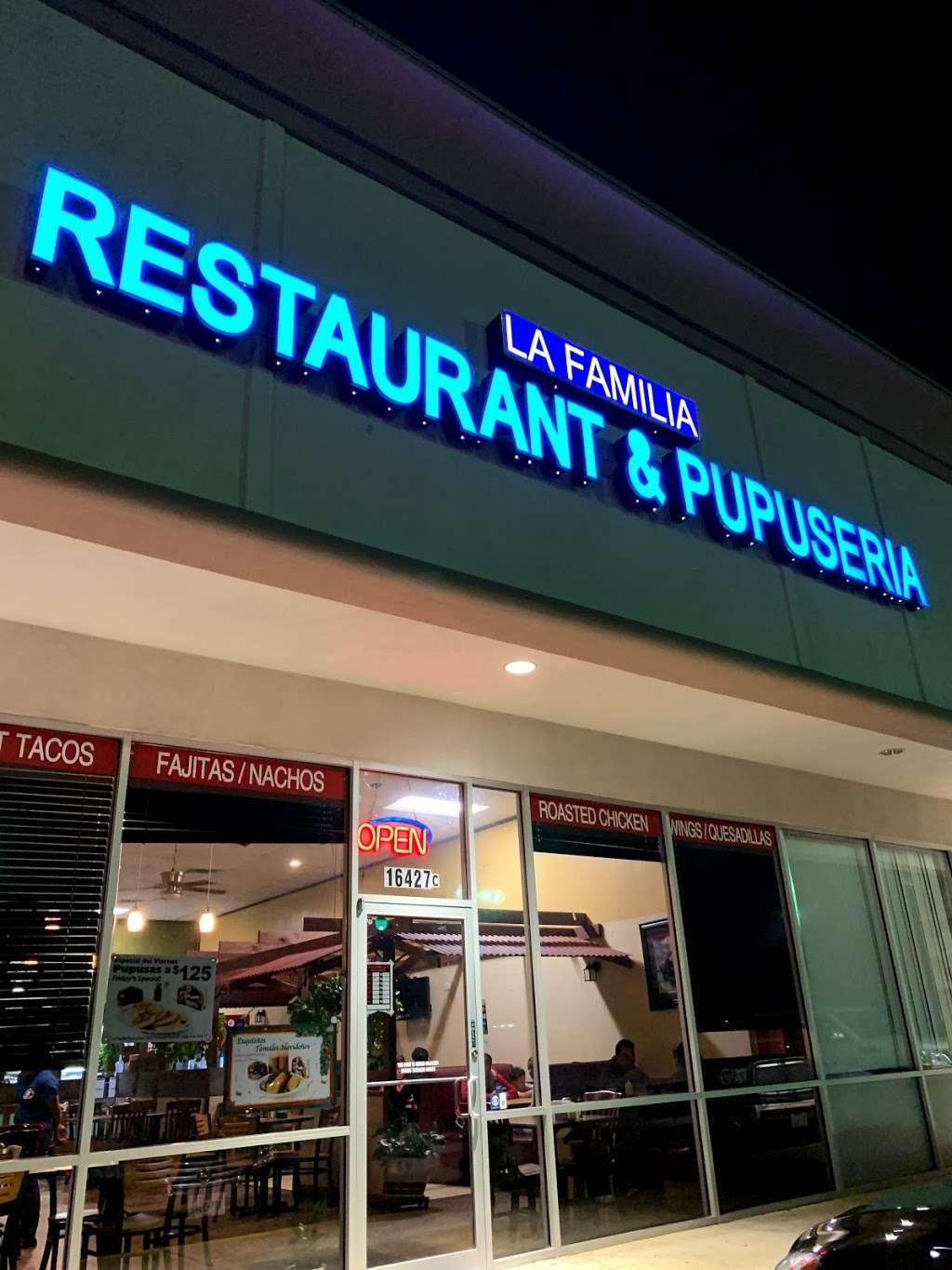 La Familia Restaurant and Pupuseria | 116427, W Little York Rd, Houston, TX 77084, USA | Phone: (832) 674-7757