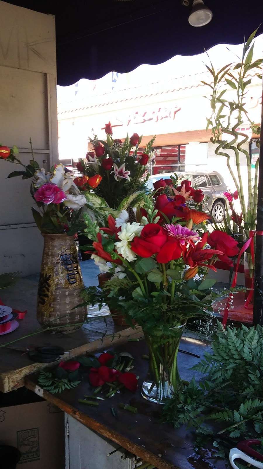 LA Quick Flowers | 4215 Beverly Blvd, Los Angeles, CA 90004 | Phone: (323) 303-4438