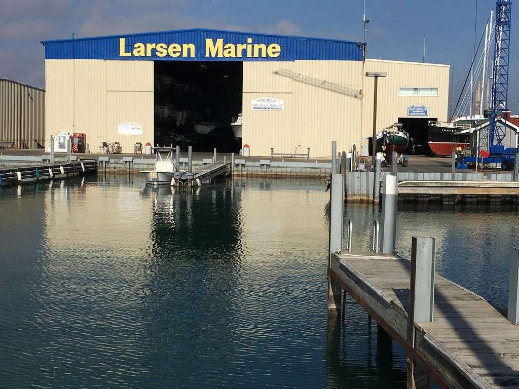 Larsen Marine | 625 E Sea Horse Dr, Waukegan, IL 60085, USA | Phone: (847) 336-5456