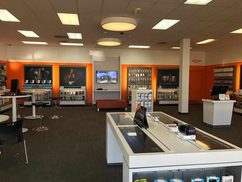 AT&T Store | 779 Herndon Ave Suite 101, Clovis, CA 93612, USA | Phone: (559) 325-9825